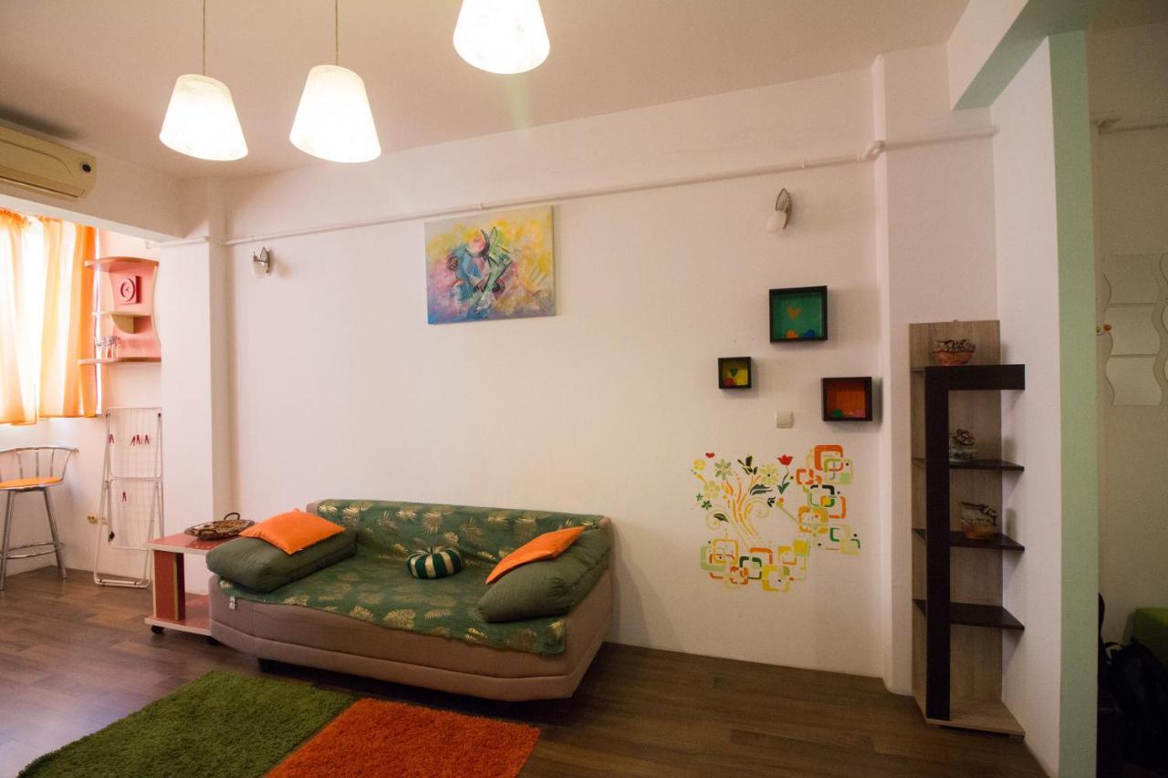 Intim Studio Flat Αράντ Εξωτερικό φωτογραφία
