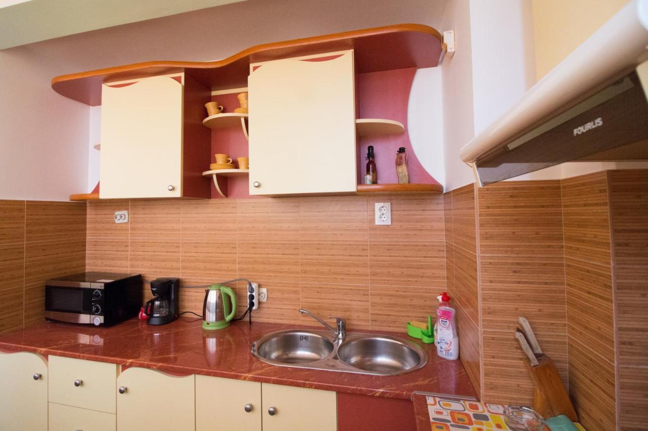 Intim Studio Flat Αράντ Εξωτερικό φωτογραφία
